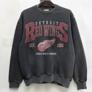 Retro 90s Detroit Red W NHL Team Sweatshirt Crewneck Black